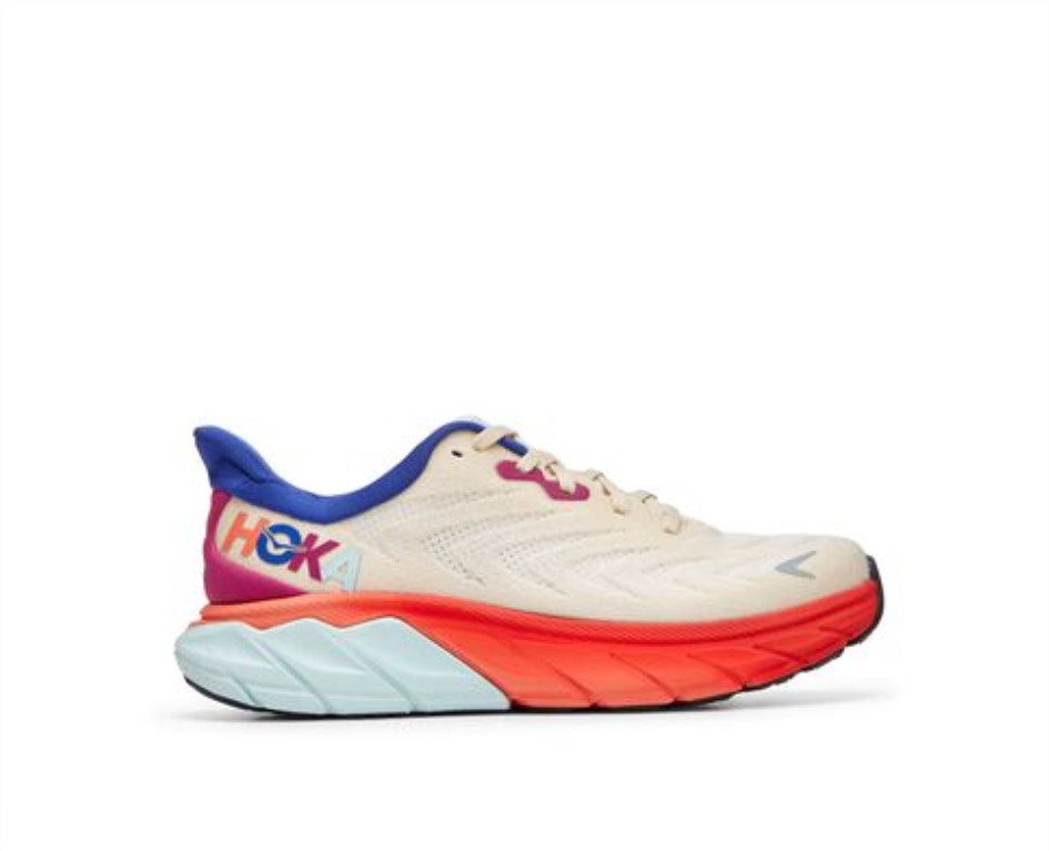 Hoka Arhi 6 פייסטת לחם קצר